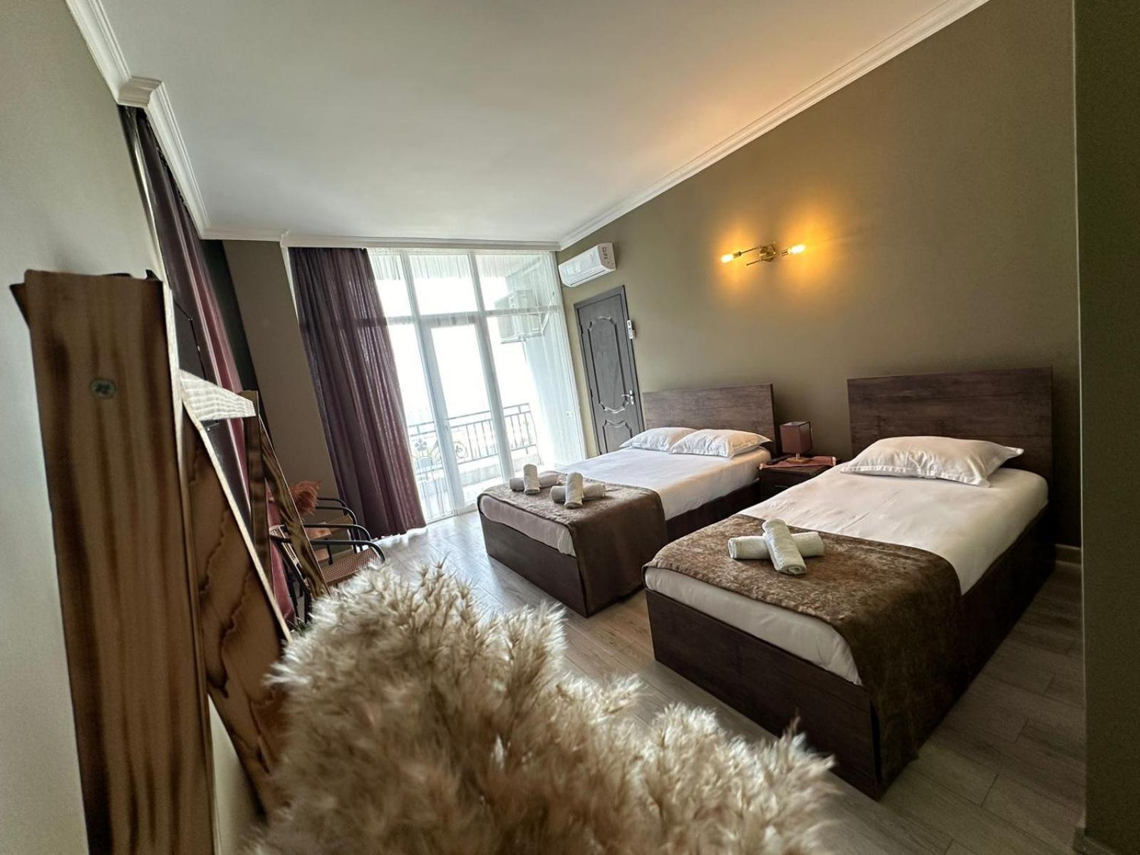 Woodsea Hotel Batumi Exterior photo